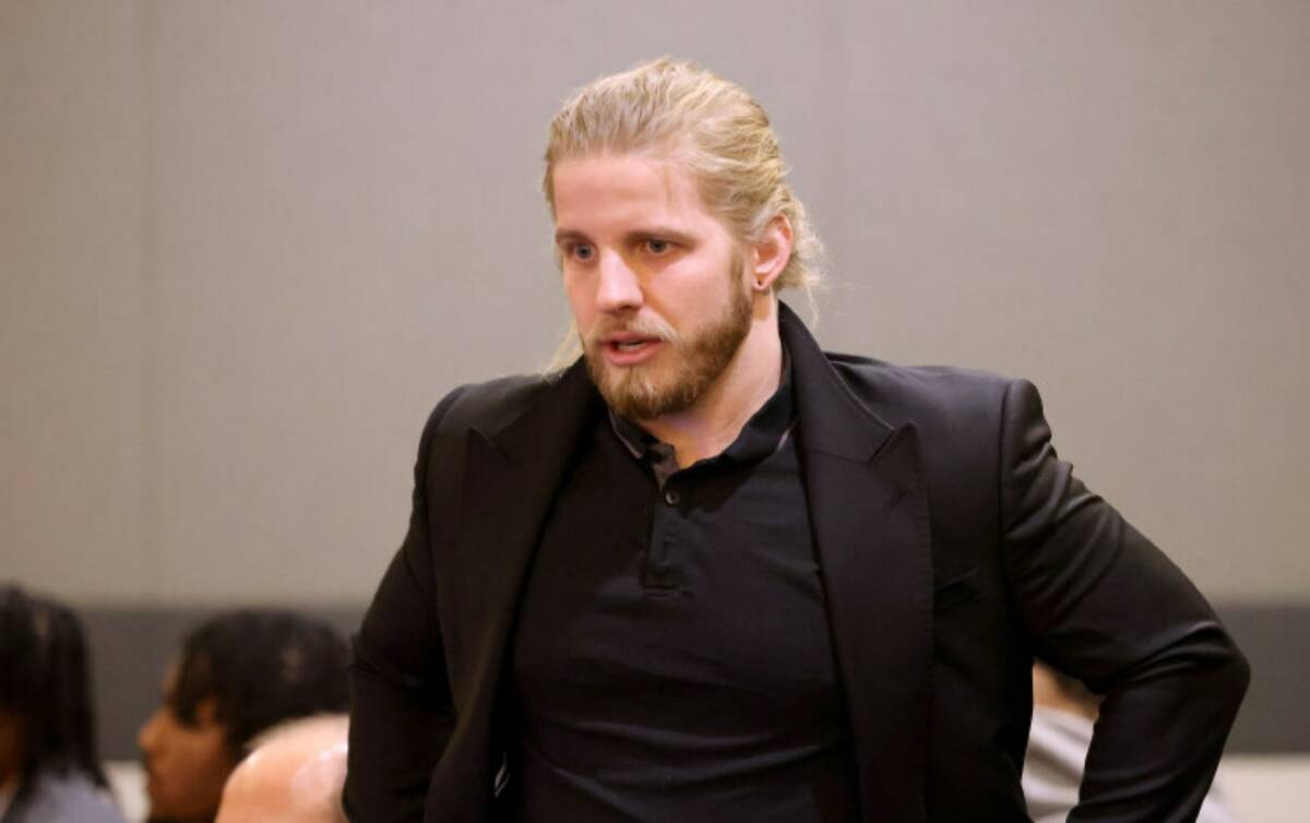 Keith Weller asks a judge to discharge him early from probation at the Regional Justice Center ...