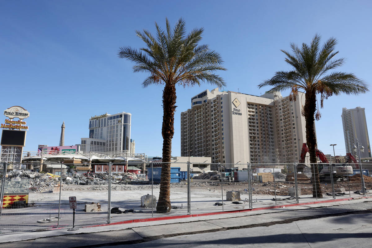 Crews clear the remains of buildings at 3755 Las Vegas Blvd. South on the Strip in Las Vegas Mo ...