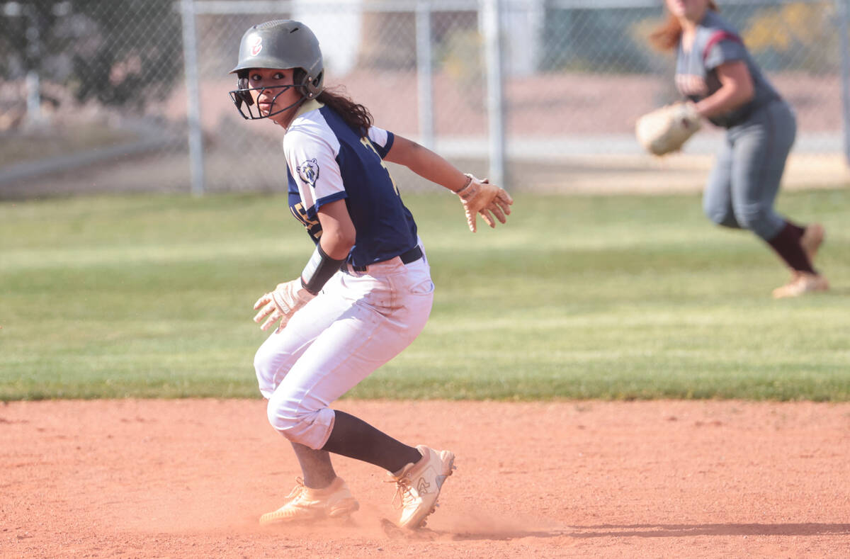 Spring Valley's Aubreyana Sanchez (3) looks back to second base during a softball game at Cimar ...
