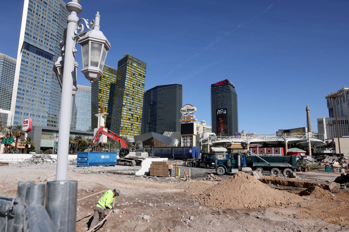 Las Vegas Club, Theater Demolished On Strip | Las Vegas Review-Journal