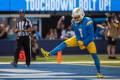Raiders add veteran wide receiver from AFC West rival