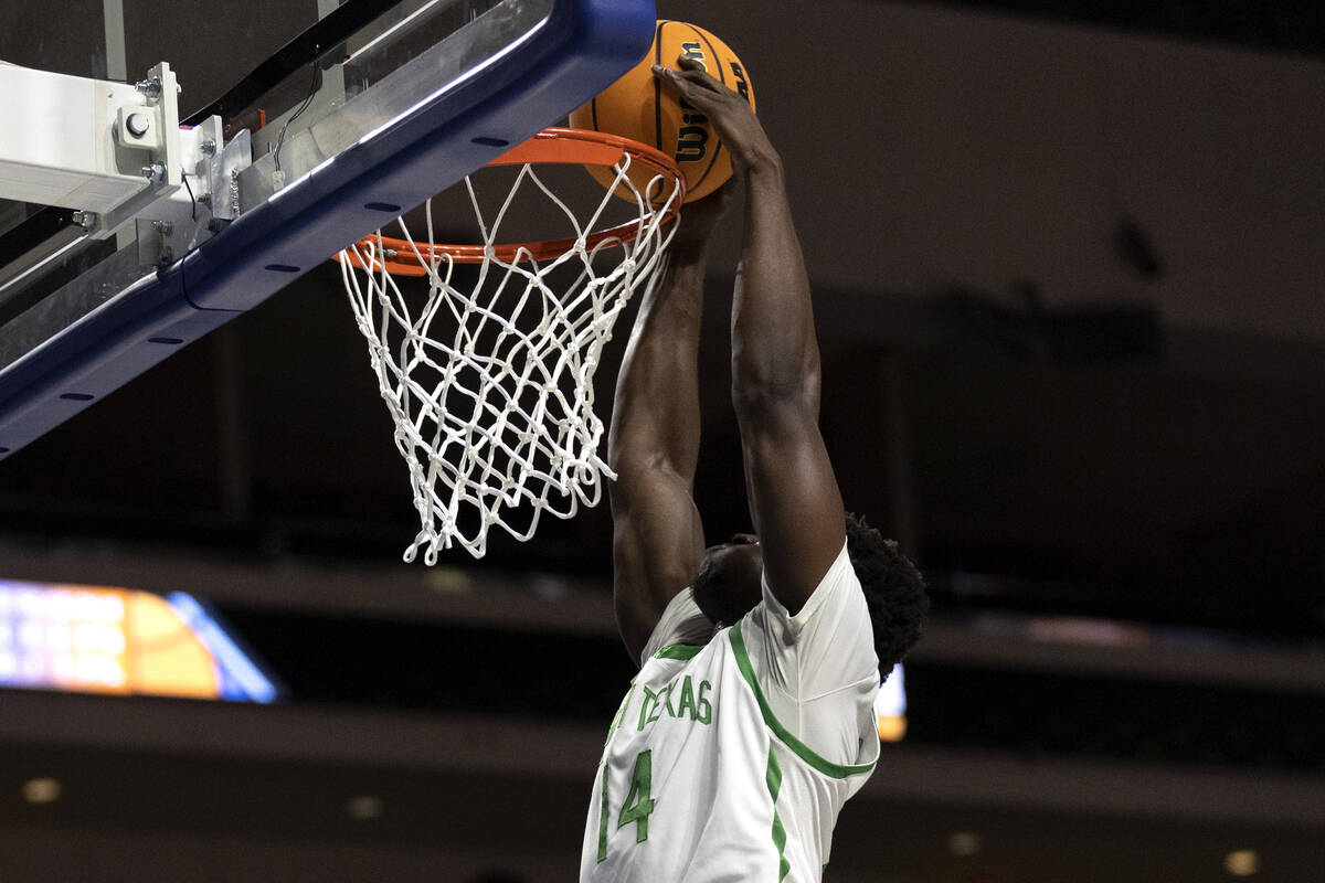 North Texas Mean Green forward Moulaye Sissoko (14) dunks during the first half of a NCAA colle ...