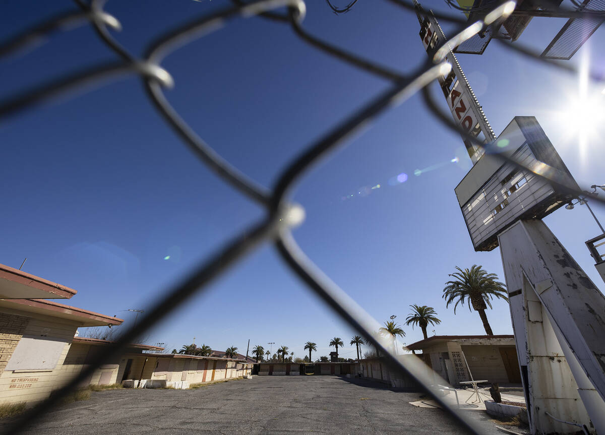 The boarded-up White Sands Motel at 3889 Las Vegas Blvd. on the south Strip is shown, on Monday ...