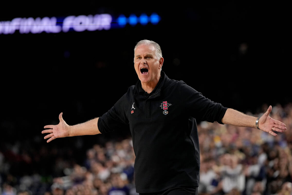 San Diego State head coach Brian Dutcher reacts during the second half of the men's national ch ...