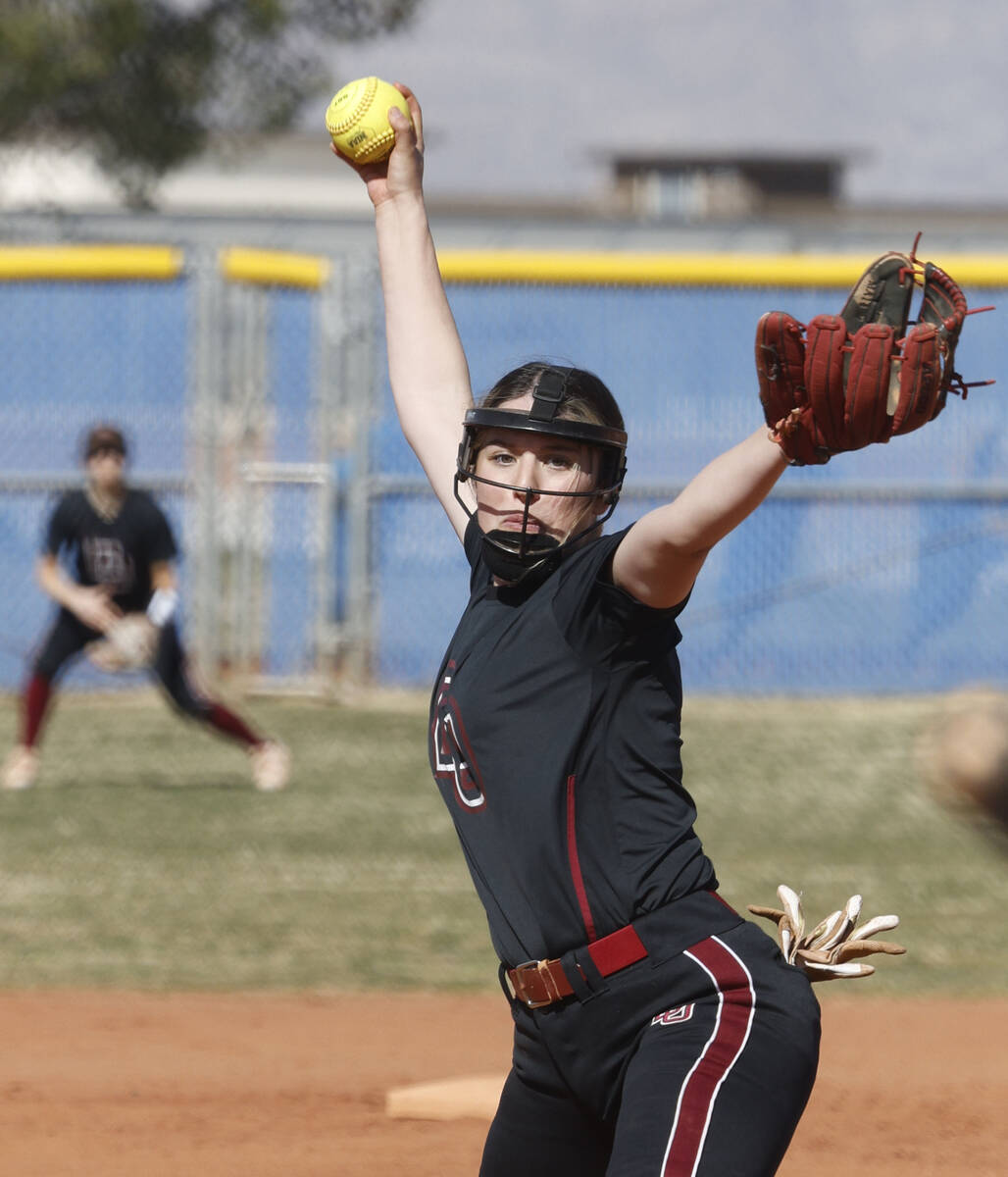 Desert Oasis pitcher Brianna Baca (55) delivers during the first inning of a softball game agai ...