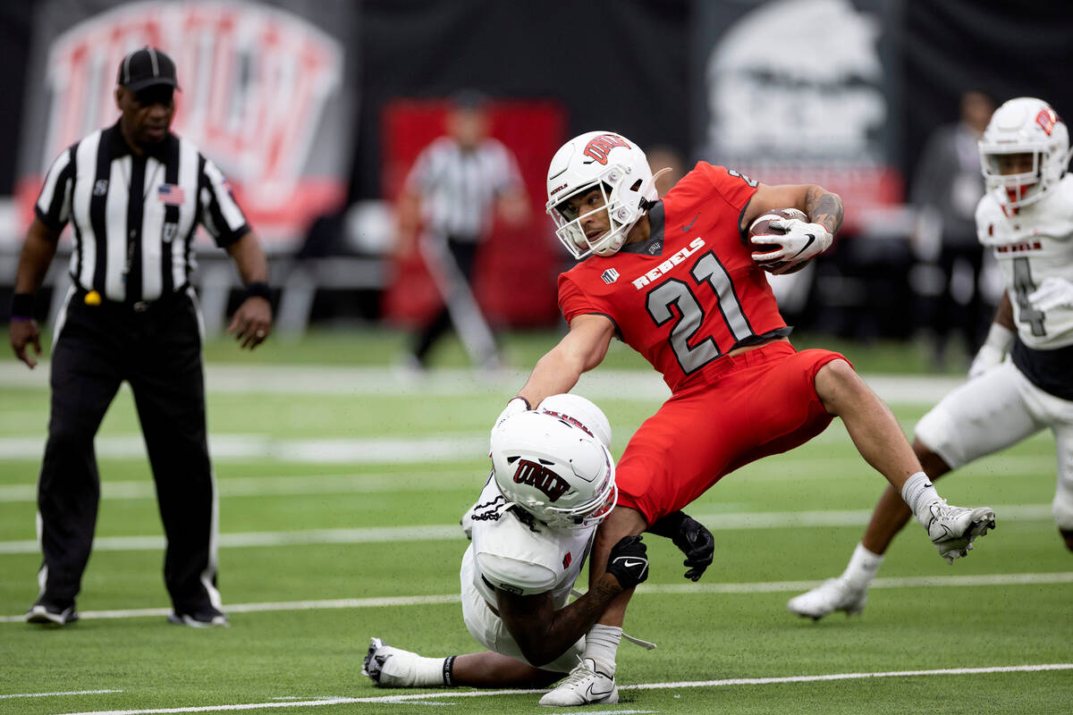UNLV football spring showcase highlighted by Jacob De Jesus, Barry Odom