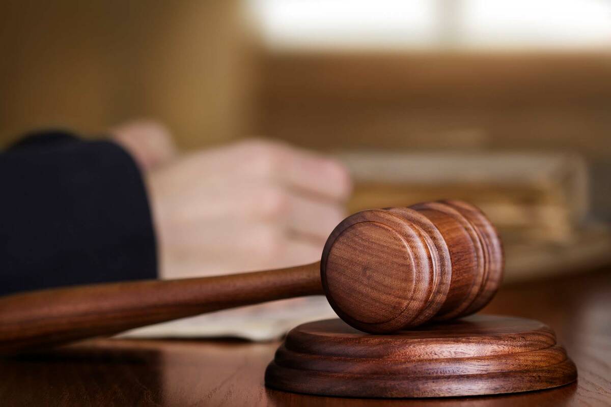 Hakim membatalkan tuduhan pembunuhan terhadap gadis remaja