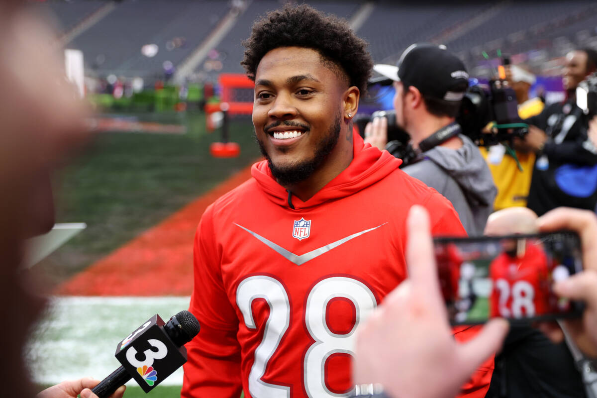 Akankah Raiders memilih quarterback di putaran pertama draft NFL?