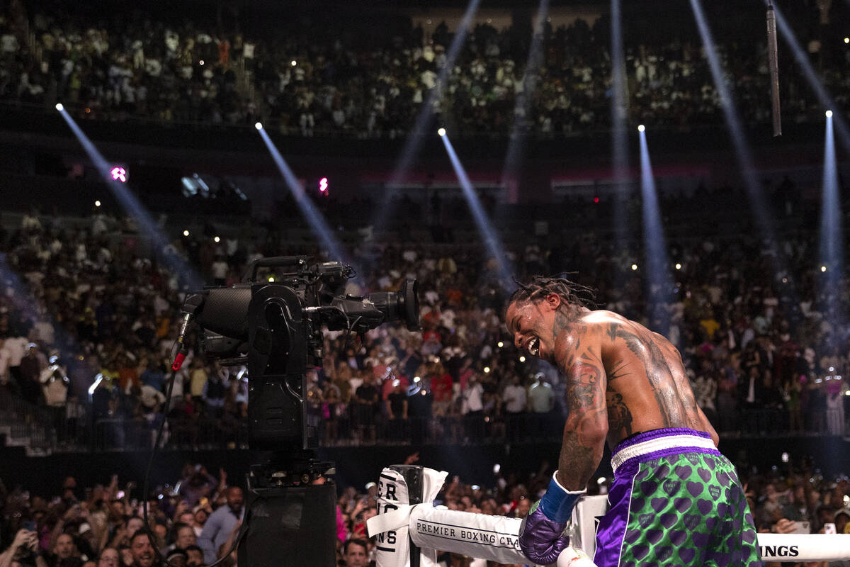 Gervonta Davis scores knockout of Ryan Garcia in boxing megafight