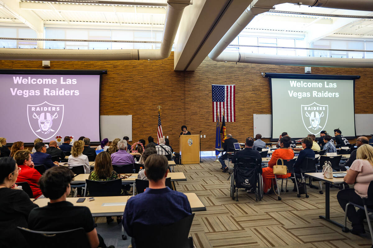 Sandy Heverly, executive director of Stop DUI, speaks at a “Heroes and Handcuffs” ...