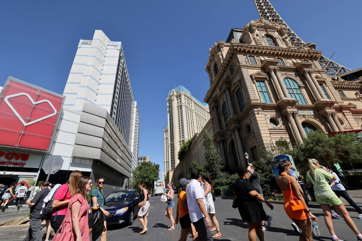 Caesars planning Horseshoe Las Vegas renovations, pedestrian bridge, Casinos & Gaming