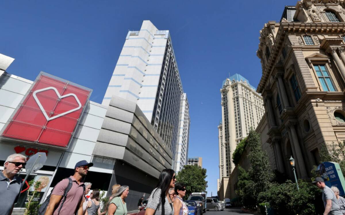 Fire at Paris Las Vegas causes $50,000 in damage, The Strip