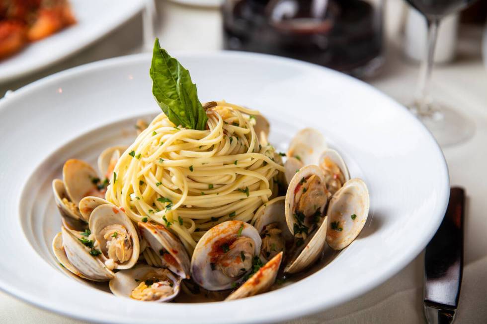 Linguine dengan kerang dari Masakan Italia Piero, andalan di Las Vegas.  (Dapur Italia Piero)
