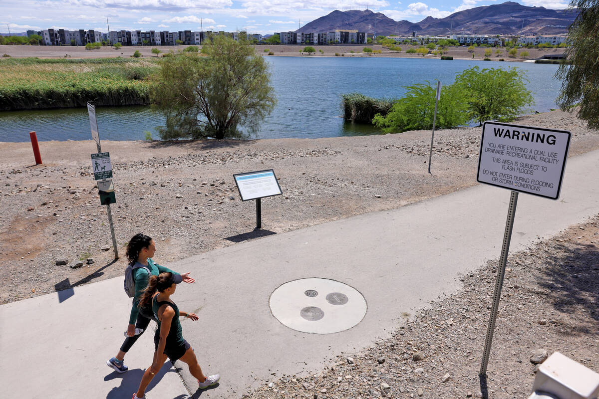 People exercise at Cornerstone Park in Henderson Friday, May 5, 2023. (K.M. Cannon/Las Vegas Re ...