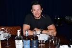 Mark Wahlberg’s tequila-fest opens chic Strip restaurant