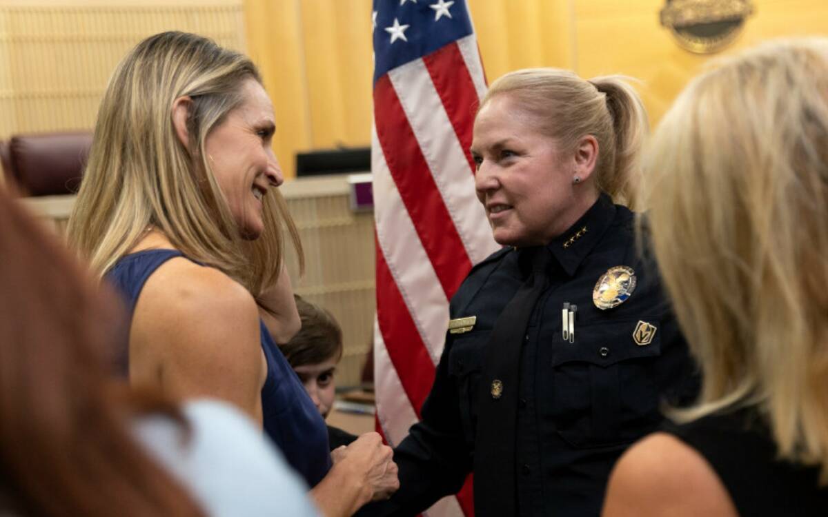 New Henderson Police Chief Hollie Chadwick sworn in | Henderson | Local