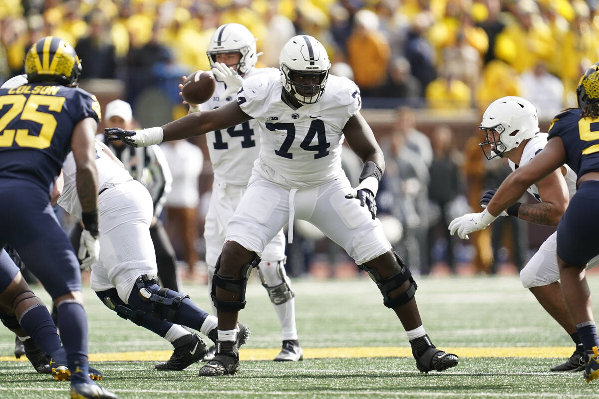 Penn State offensive lineman Olumuyiwa Fashanu (74) plays against Michigan in the second half o ...