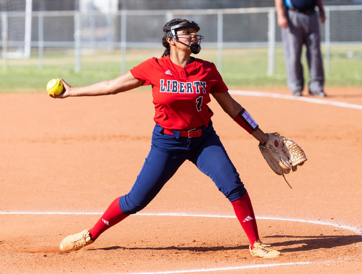 Liberty High's pitcher Crystal Warren delivers against Green Valley High during the NIAA 5A sof ...
