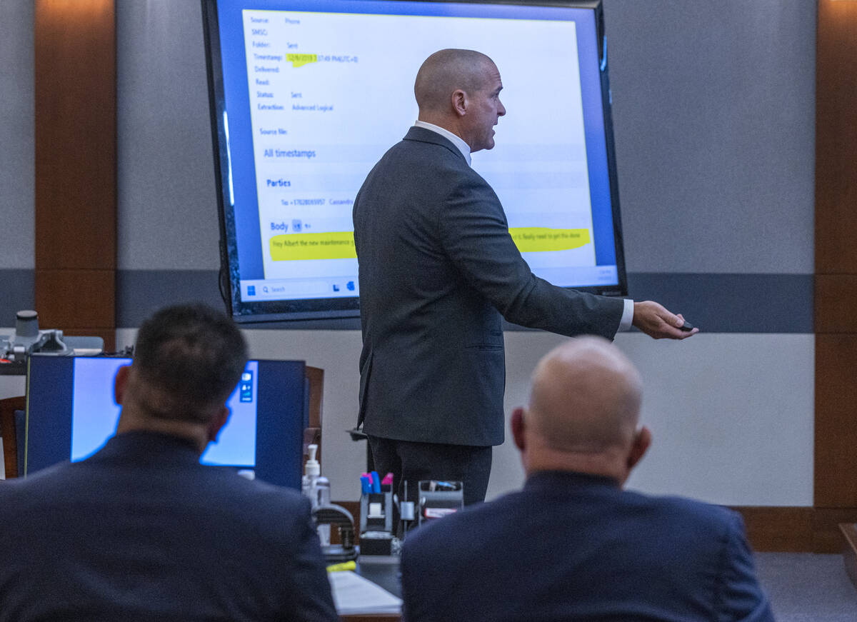 Chief Deputy District Attorney John Giordani, center, delivers his closing statement as former ...