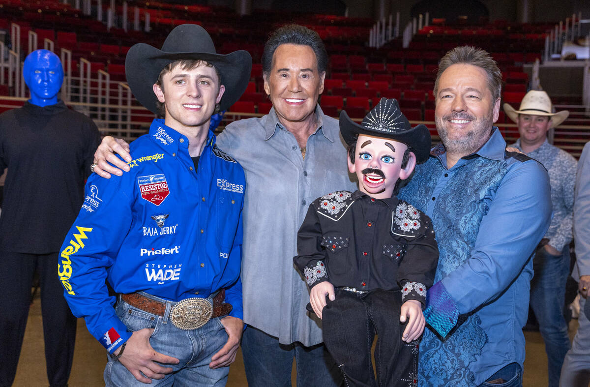 Stetson Wright, Wayne Newton, puppet Walter T. Airdale and Terry Fator gather for a photo at th ...