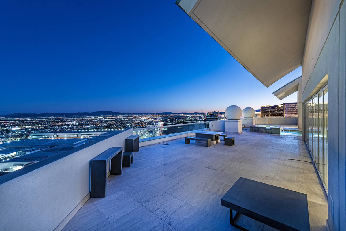 The view of the Strip from the Turnberry Place condo. (Award Realty)