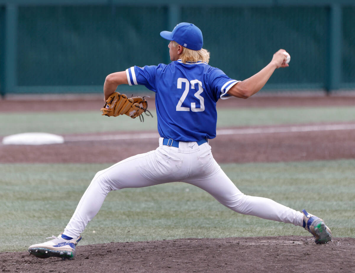 Bishop Gorman's Aiden Pollock delivers a pitch against Desert Oasis during a Class 5A high scho ...