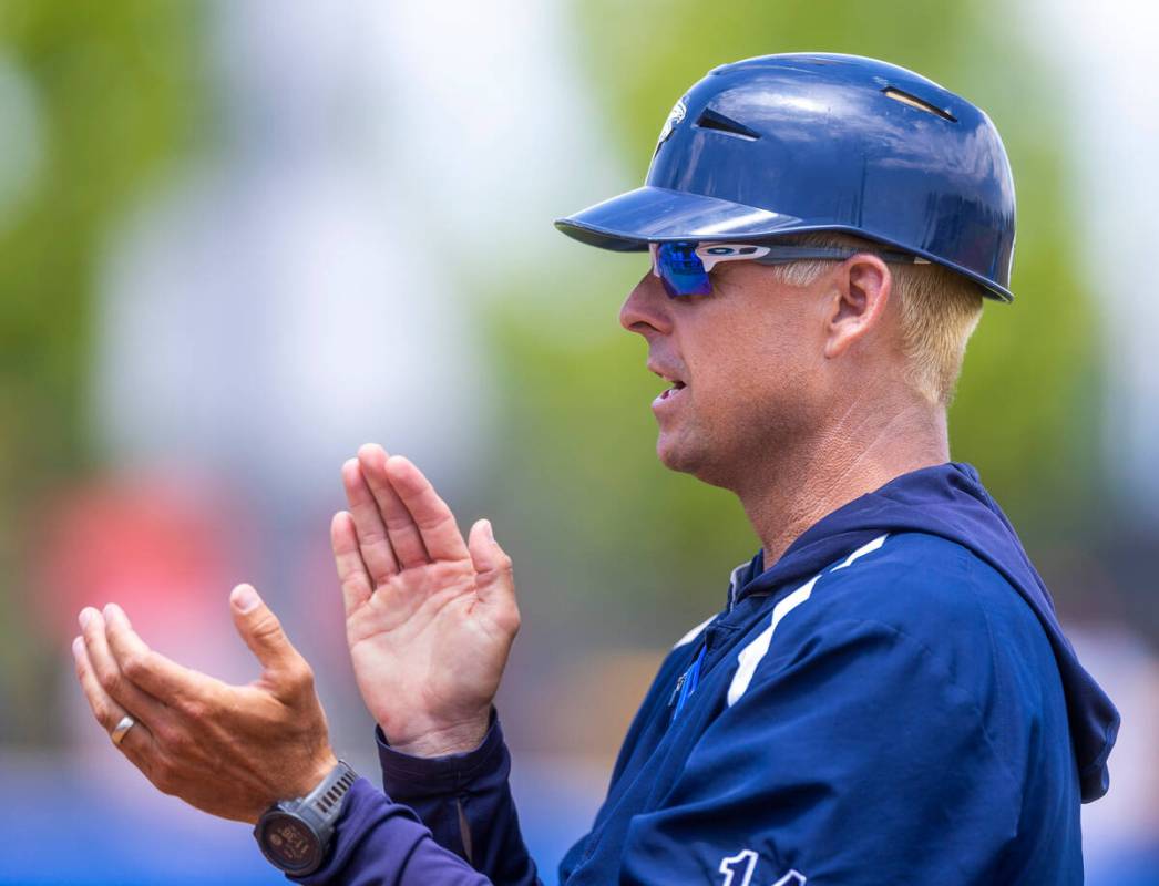 Foothill head coach Matt Iglitz celebrates a go-ahead run against Shadow Ridge during the sixth ...