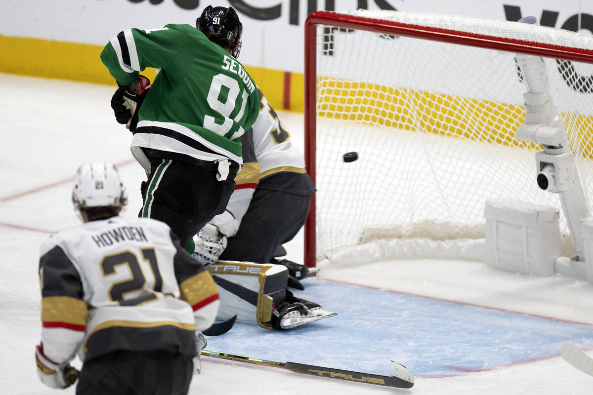 The Dallas Stars are winning the Stanley Cup goaltending battle