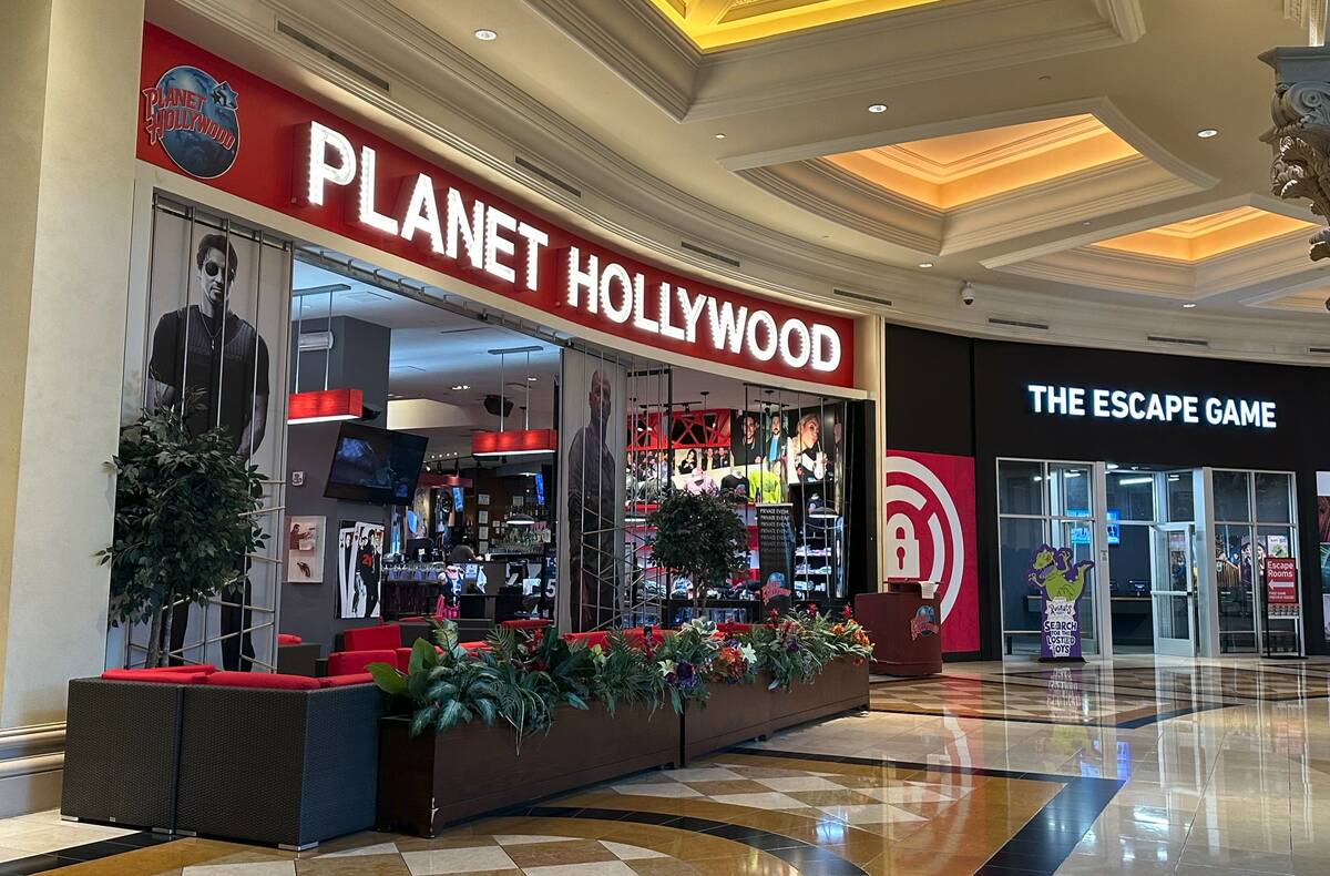 Planet Hollywood Restaurant is shown about an hour after closing at the Forum Shops at Caesars ...