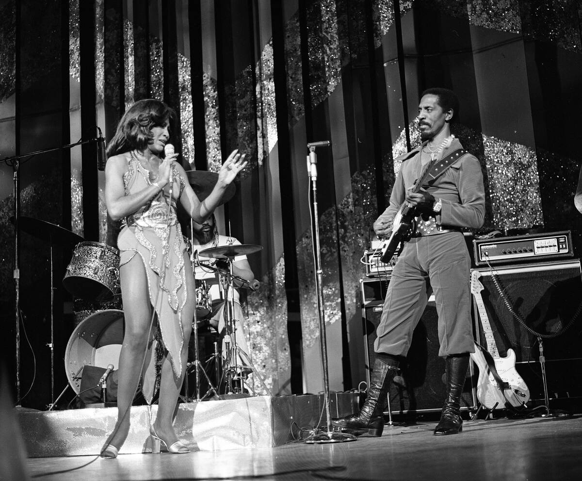Ike & Tina Turner at the Las Vegas Hilton on Dec. 21, 1973. (Las Vegas News Bureau)