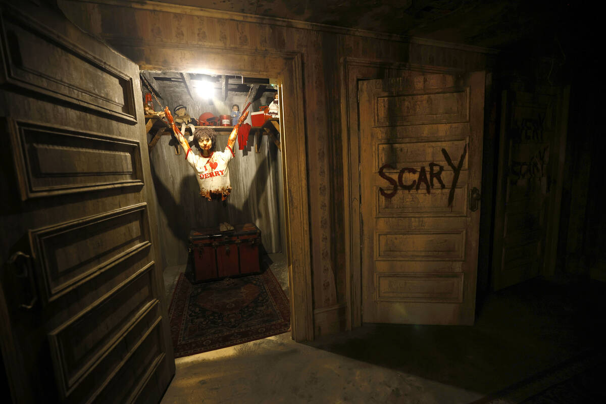 VIDEO: 'IT'-themed, multi-room escape experience opens in Las Vegas