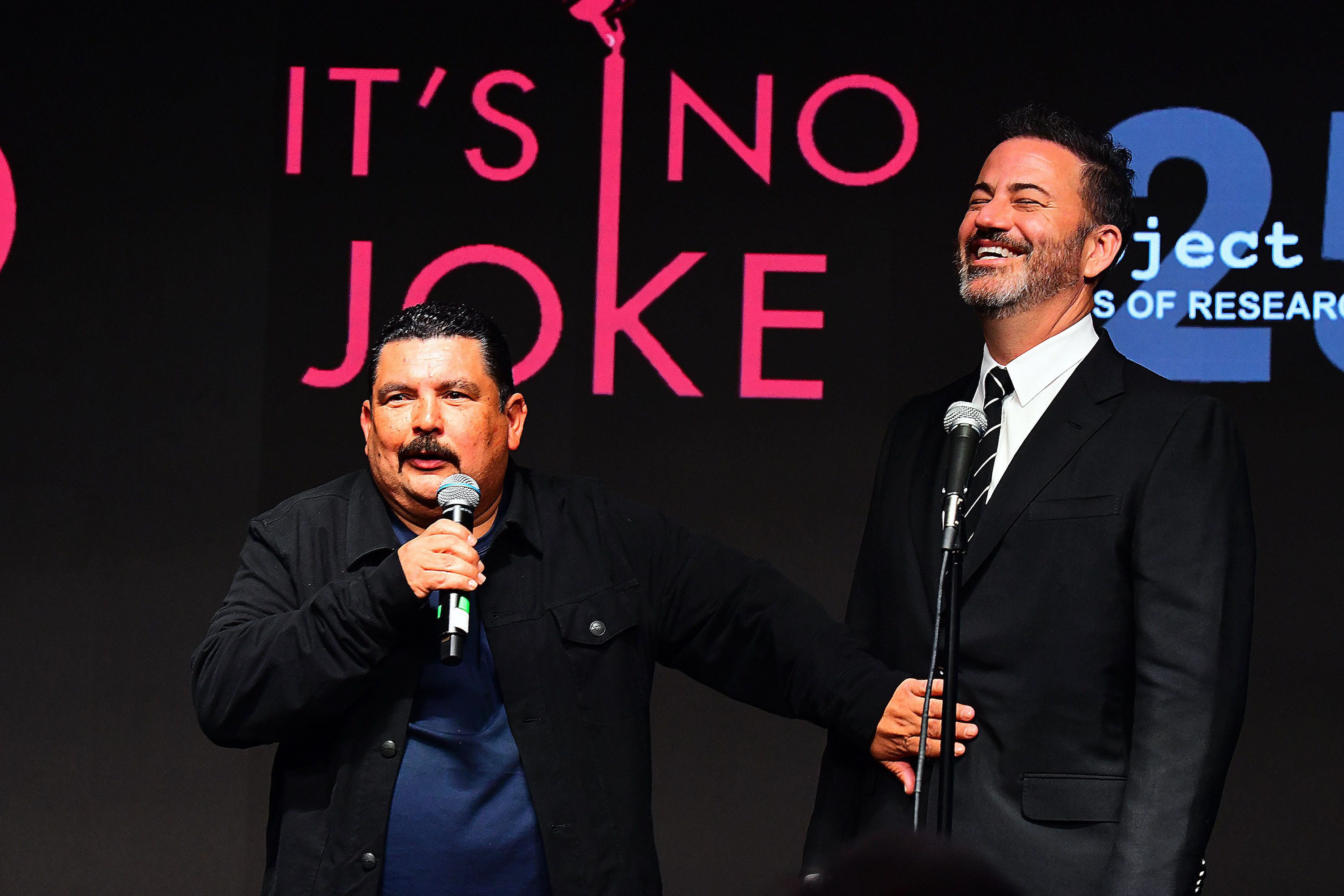 Jimmy Kimmel Mengatakan WGA Memukul ‘Menjadi Tinggi’ Sebagai Pertukaran untuk Las Vegas Strip