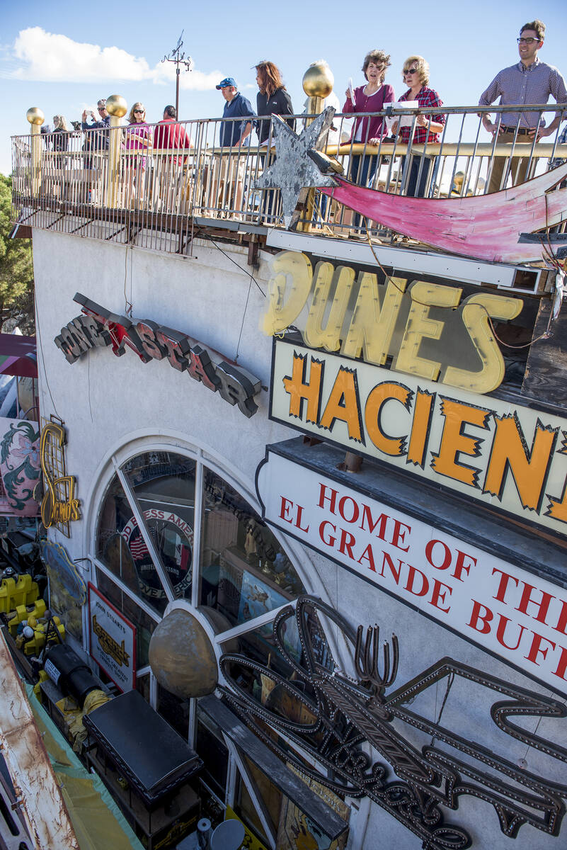 Patrons wander through Lonnie Hammargren's home in Las Vegas in November 2014. (Las Vegas Revie ...