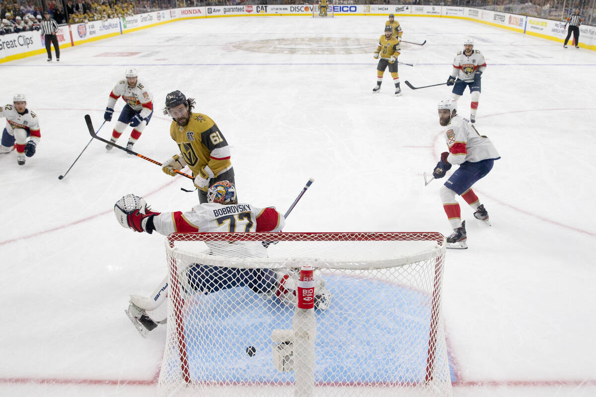 Golden Knights right wing Mark Stone (61) watches as Florida Panthers goaltender Sergei Bobrovs ...