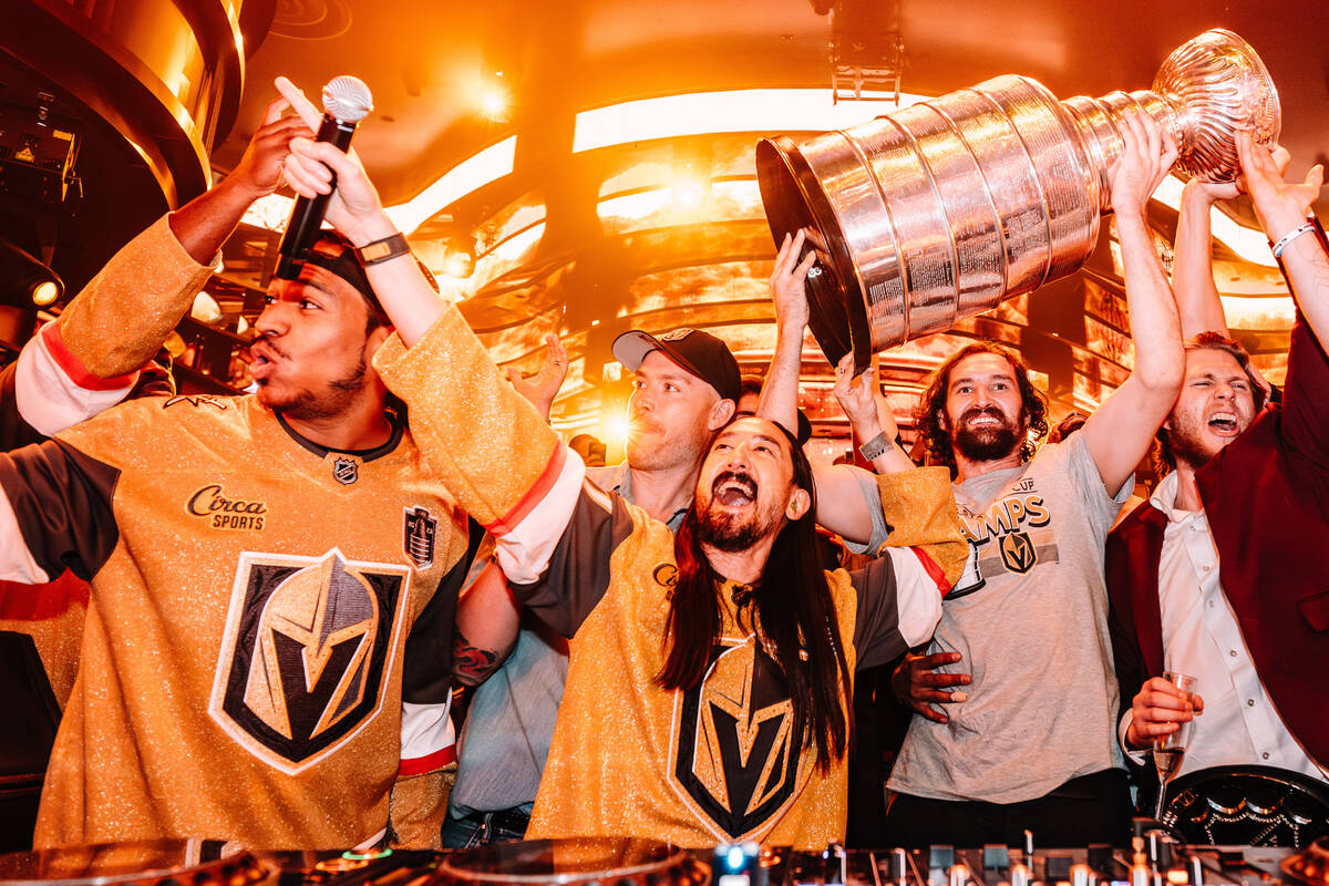 LA Kings continue their Las Vegas club tour with Stanley Cup at Bellagio