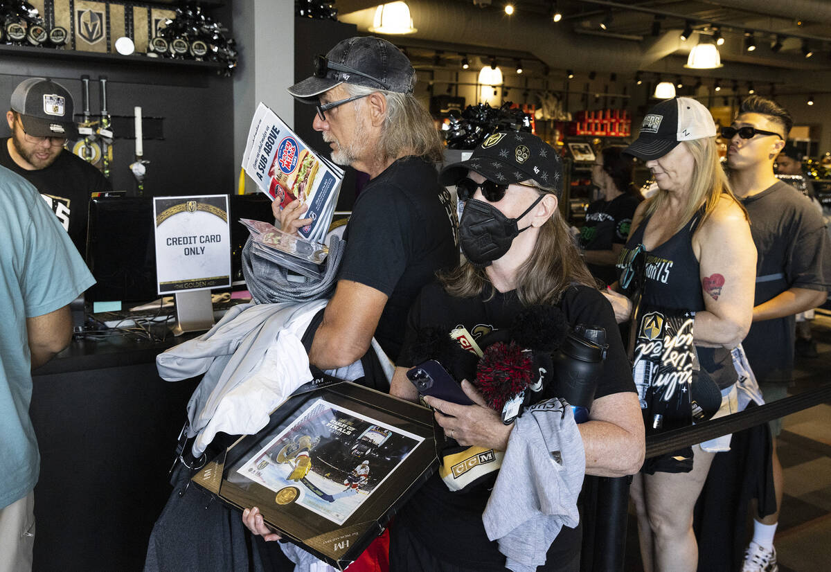 Kings fans spending hundreds, thousands on Kings gear for playoff