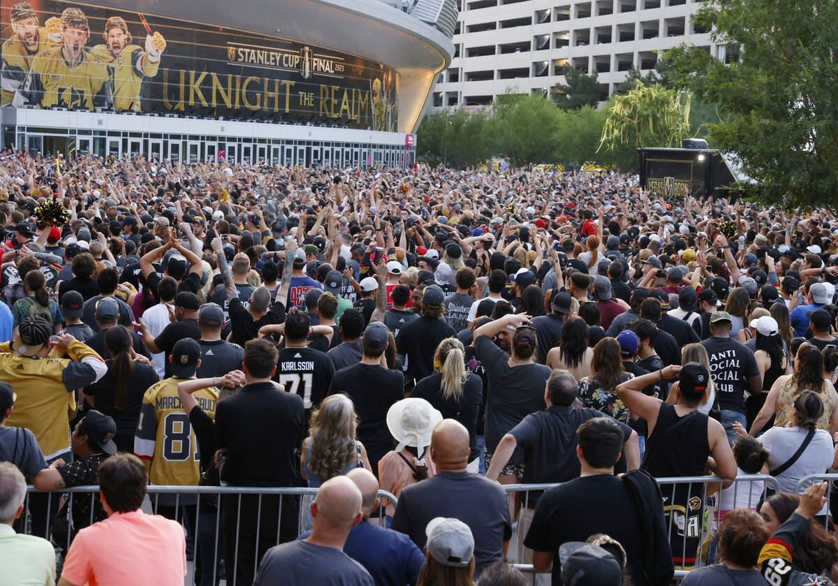 Viva Las Vegas: Golden Knights win first Stanley Cup with 9-3 win
