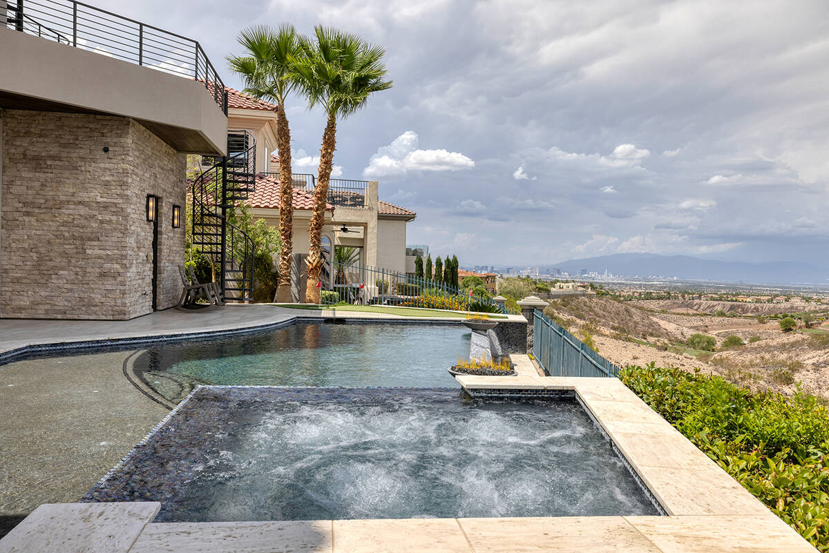 The pool. (Douglas Elliman of Nevada)
