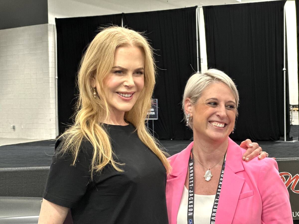 Nicole Kidman raises $700,000 in quick trip to Las Vegas car show Kats Entertainment Entertainment Columns