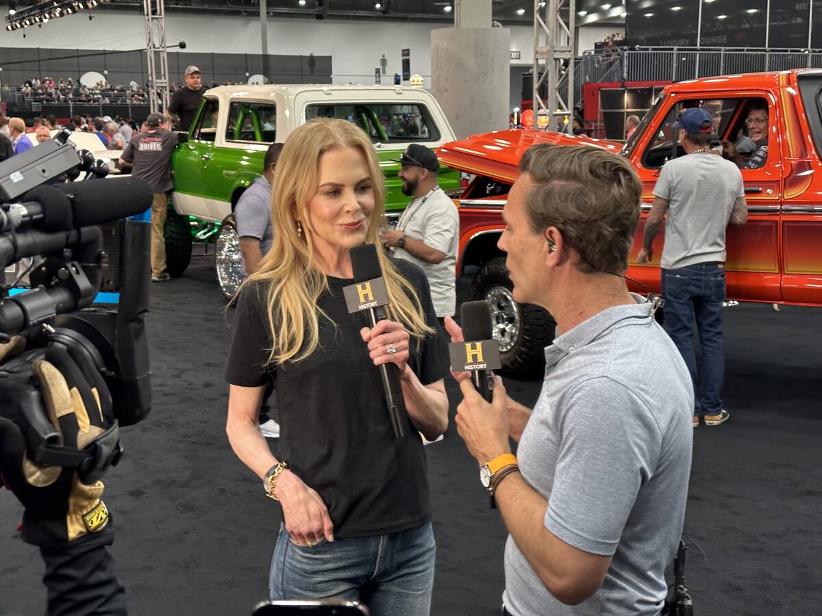 Nicole Kidman raises $700,000 in quick trip to Las Vegas car show Kats Entertainment Entertainment Columns