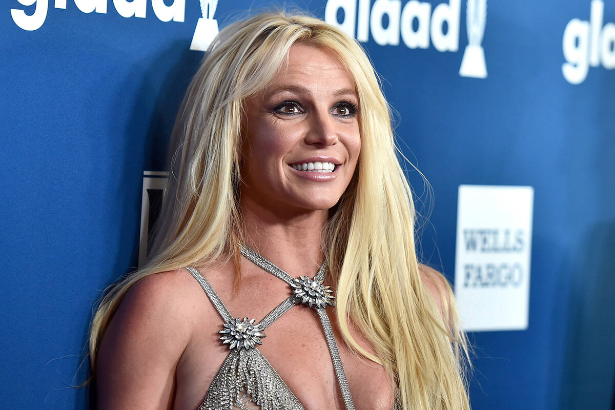 Britney Spears inadvertently hit self in face during incident