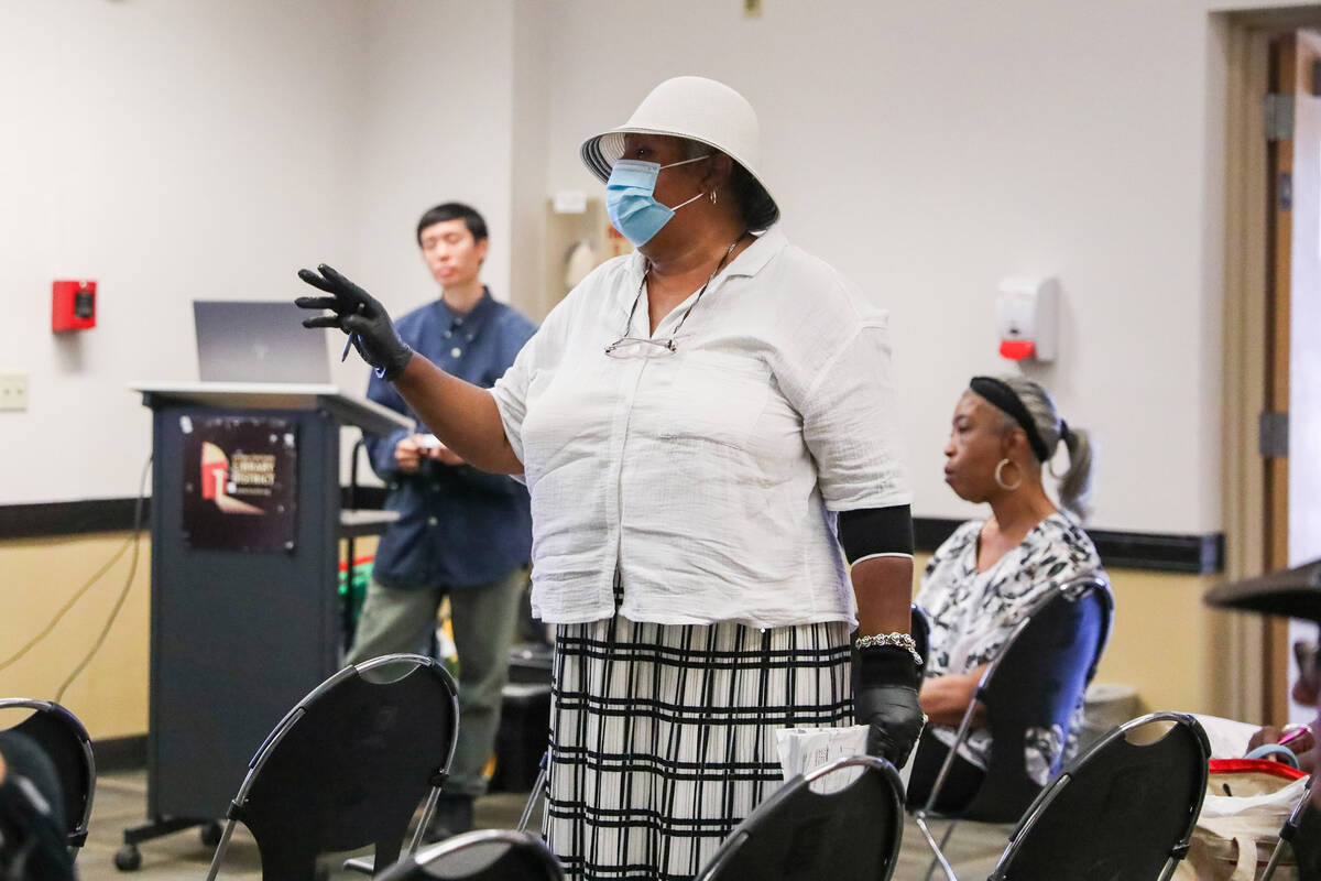 Sheron Carter speaks during a downwinders information session hosted by the Nevada Radiation Ex ...