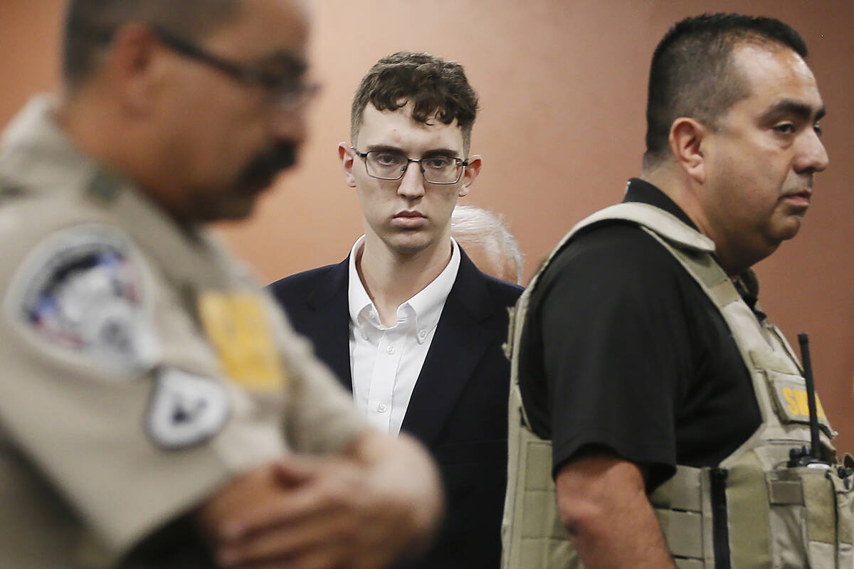 Penembak dalam penembakan massal El Paso Walmart mendapat 90 hukuman seumur hidup