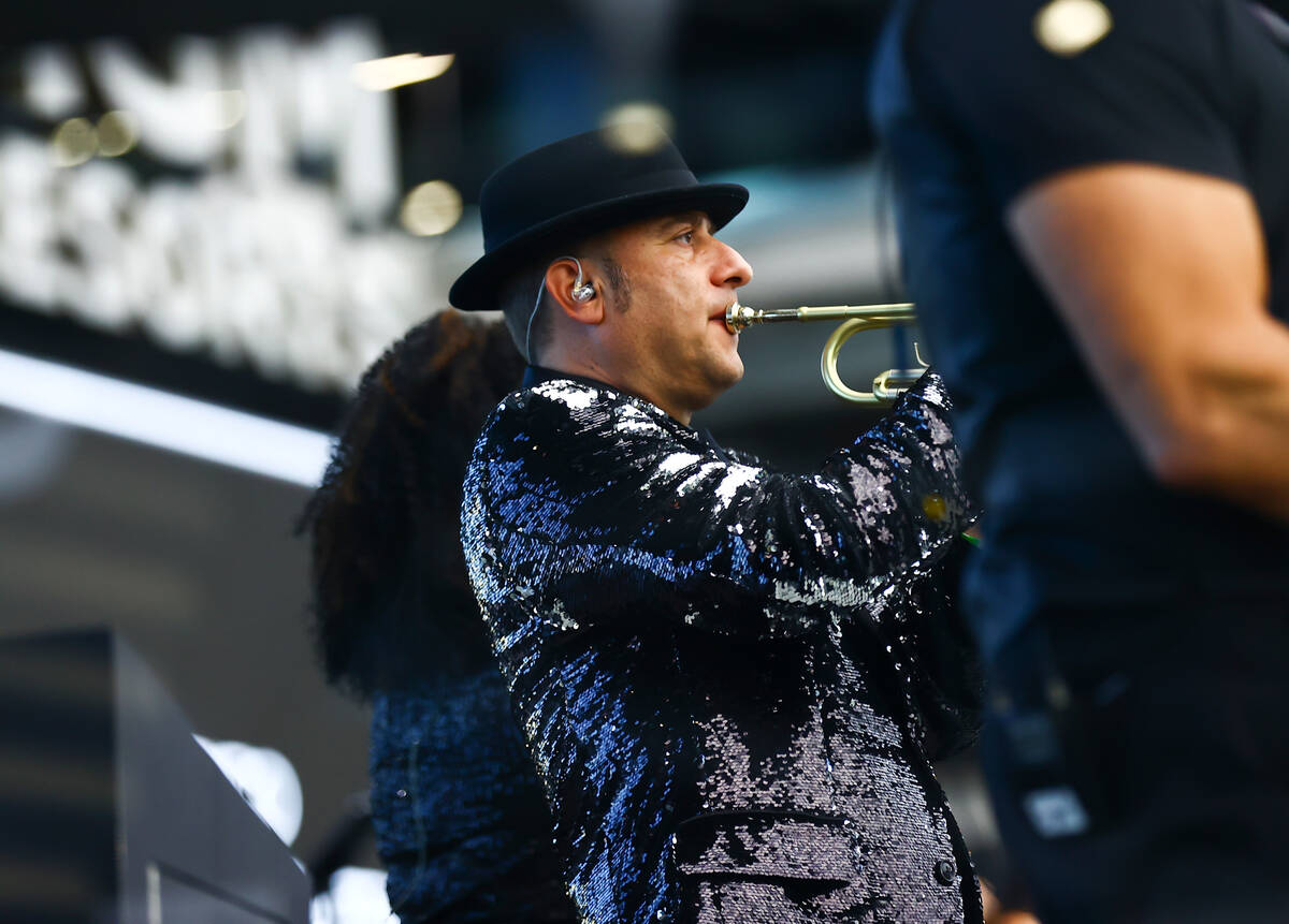 Three-time Raiders Super Bowl champ in Vegas symphony show | Las Vegas Review-Journal - Vimarsana News