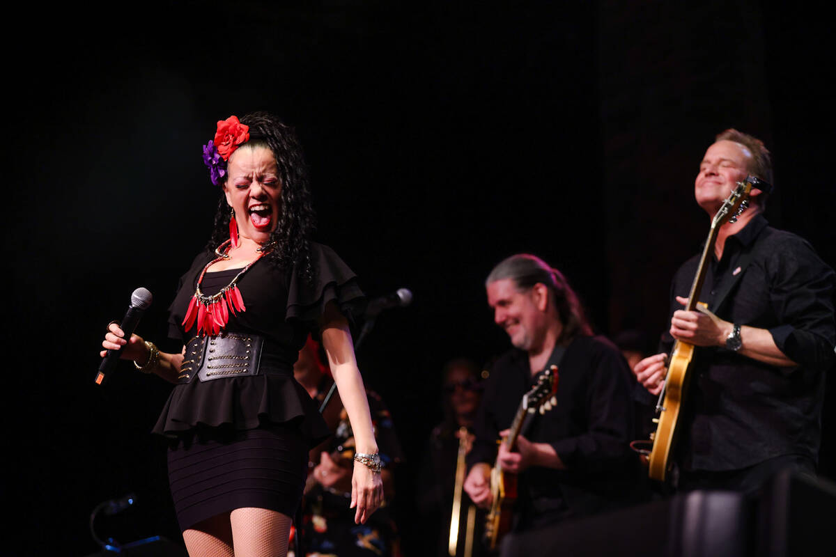 Nikki Logan, of The Michael Grimm Band, performs at the Michael Grimm Benefit of Love at the Si ...