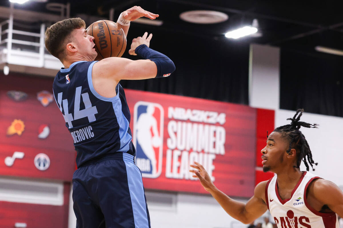 Memphis Grizzlies guard/forward Tarik Biberovic (44) is hit in the face by the ball after he is ...