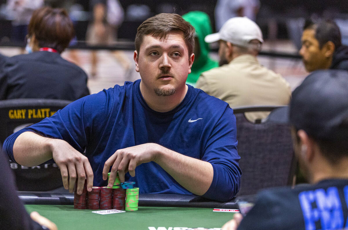 WSOP: Ian Matakis memimpin beberapa pro poker top dalam perlombaan untuk pemain terbaik tahun ini