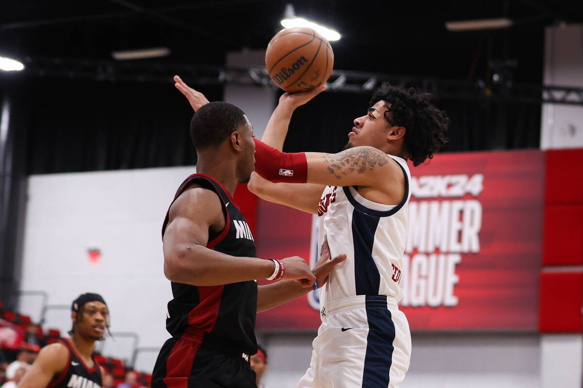 Denver Nuggets guard Julian Strawther (3) goes in for a layup during an NBA Summer League game ...