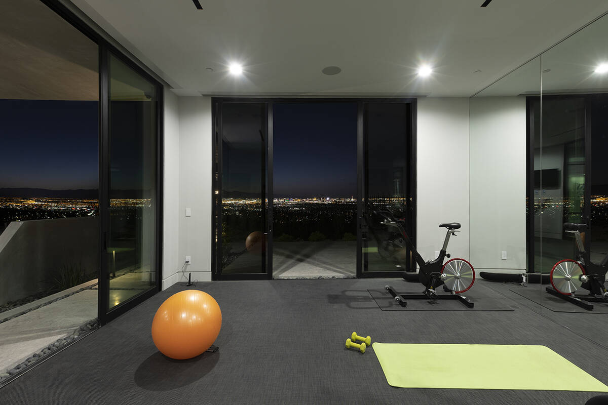 The gym. (Douglas Elliman Las Vegas)