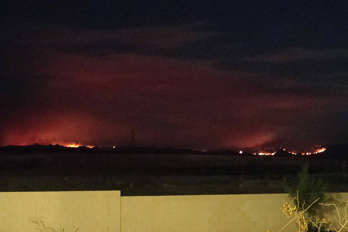 The York fire, seen from Primm, Nevada, on Saturday, July 29, 2023. (Jennifer Dejesus)